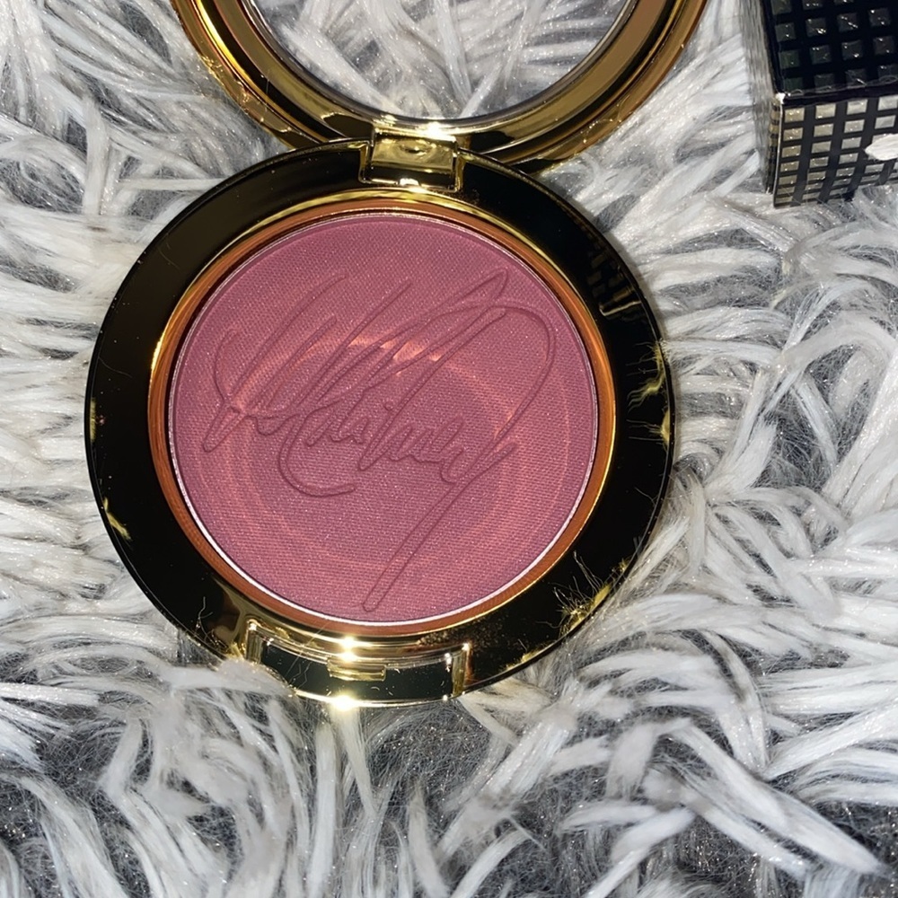 MAC Whitney Houston Powder Blush shade Nippy’s Plum Rose - Picture 2 of 6